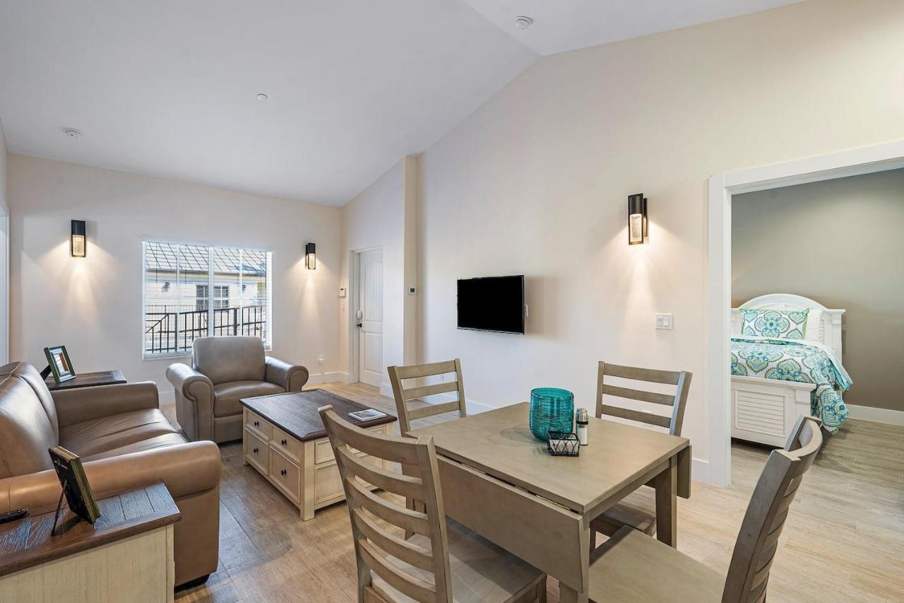 Bermuda Bungalows ウェストパームビーチ エクステリア 写真