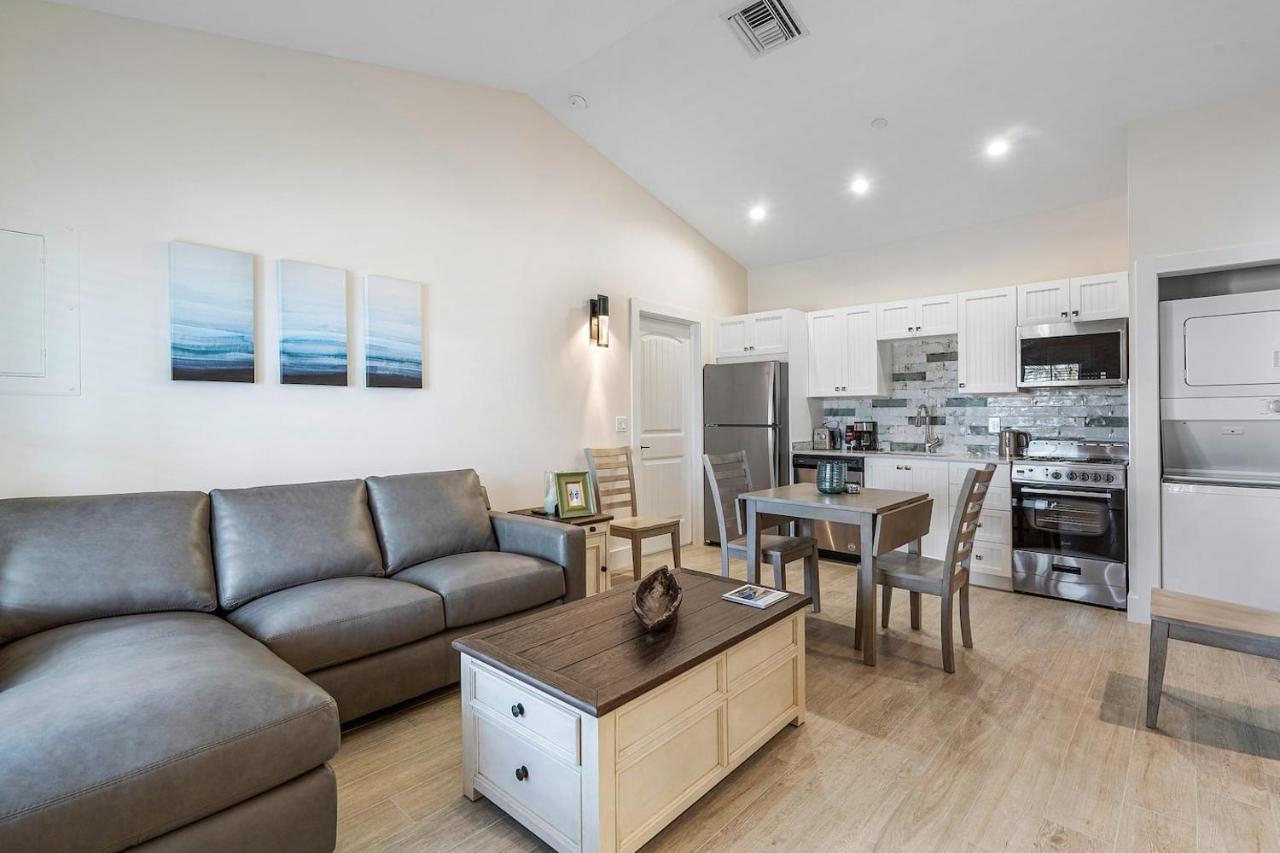 Bermuda Bungalows ウェストパームビーチ エクステリア 写真